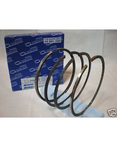 Piston Ring Set for FORD Cargo, Combine, Tractor 8100